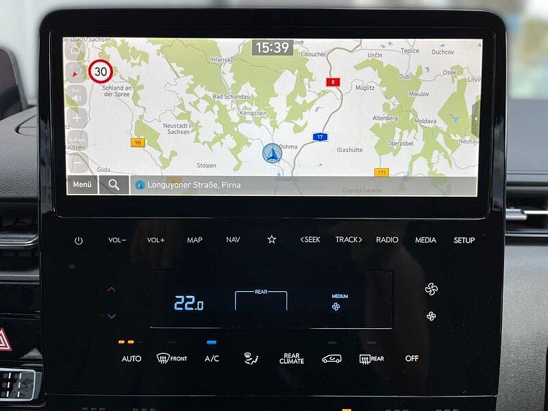 Hyundai Staria 9 Sitzer Prime Allrad Leder Navi Kamera