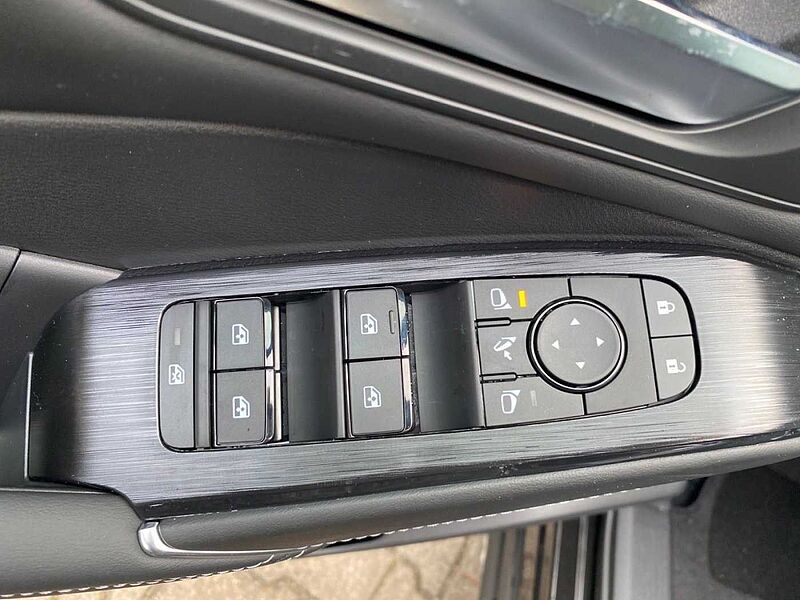 Nissan Qashqai 1.5 VC-T e-Power N-Connecta SH FSH Navi