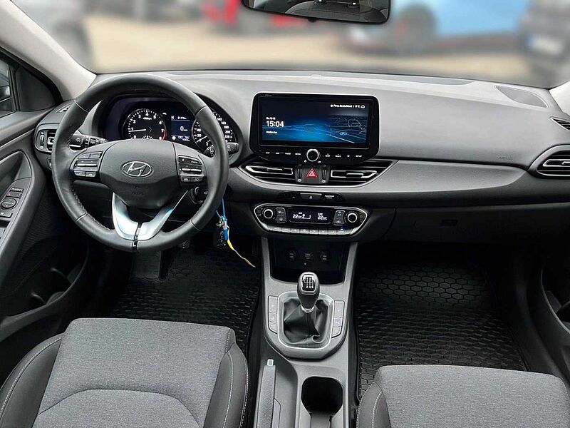 Hyundai i30 Kombi 1.5 T Trend Navi LED-Paket Kamera PDC